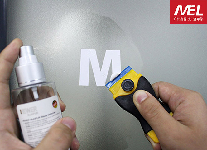 貼紙以及不干膠難清除，HEWER清潔刮刀安全刀具就能輕松搞定！